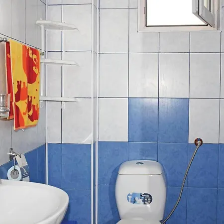 Four-bedroom Holiday In Village * Velika